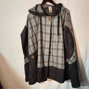 ARTKA Sz O/S Plaid Hooded Button-Up Cape Armholes Lined Pockets NEW WITH TAGS
